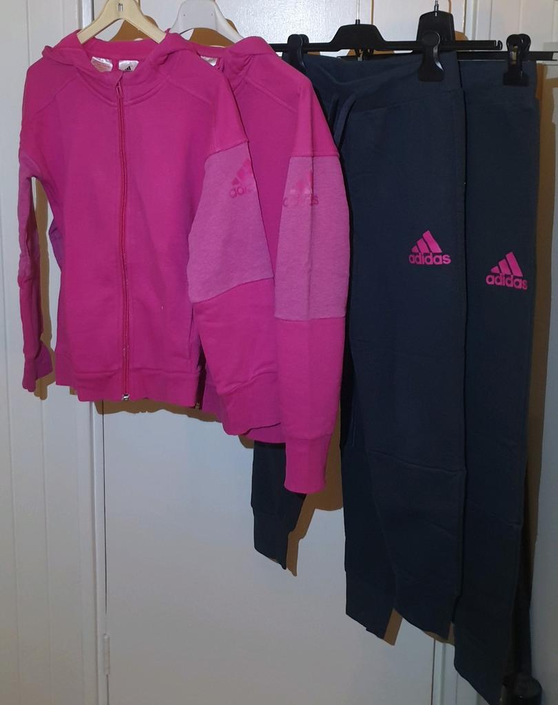 Adidas trainingspakken! Maat 140 en 152, Ophalen of Verzenden, Zo goed als nieuw, Adidas, Meisje