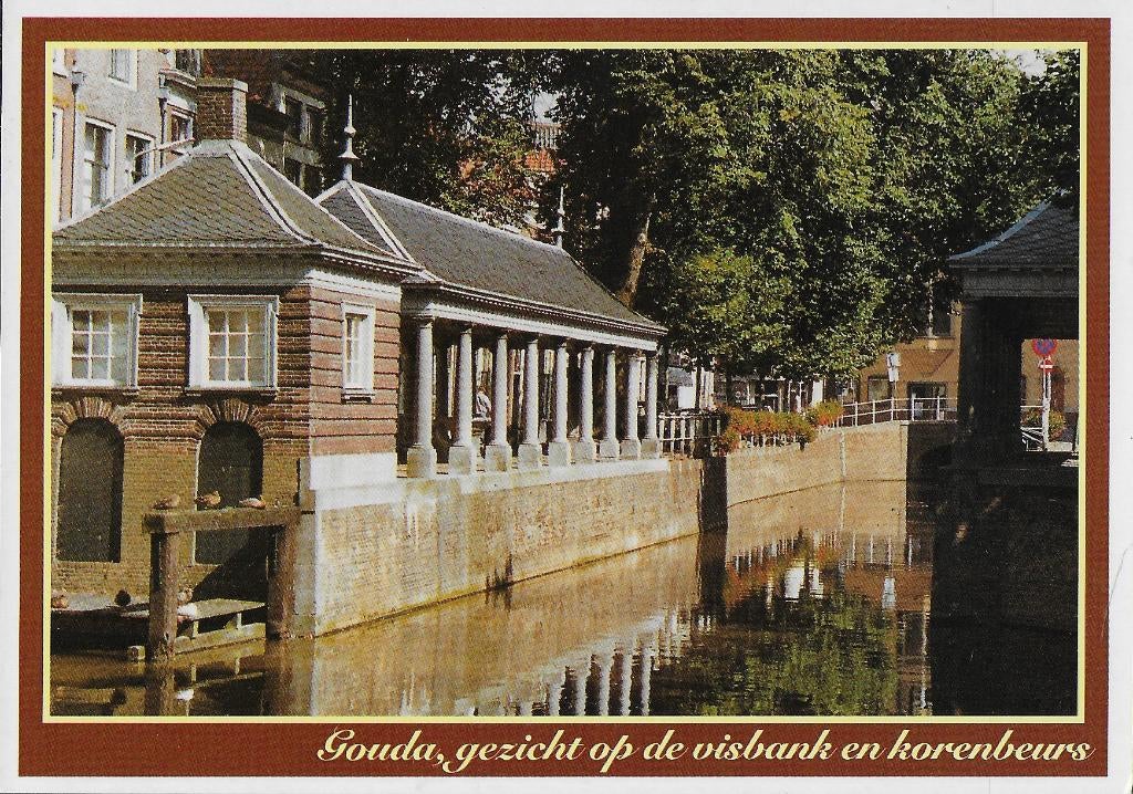 Gouda visbank en korenbeurs ongelopen ansichtkaart ( 1038 ), Ophalen of Verzenden, 1980 tot heden, Ongelopen, Zuid-Holland