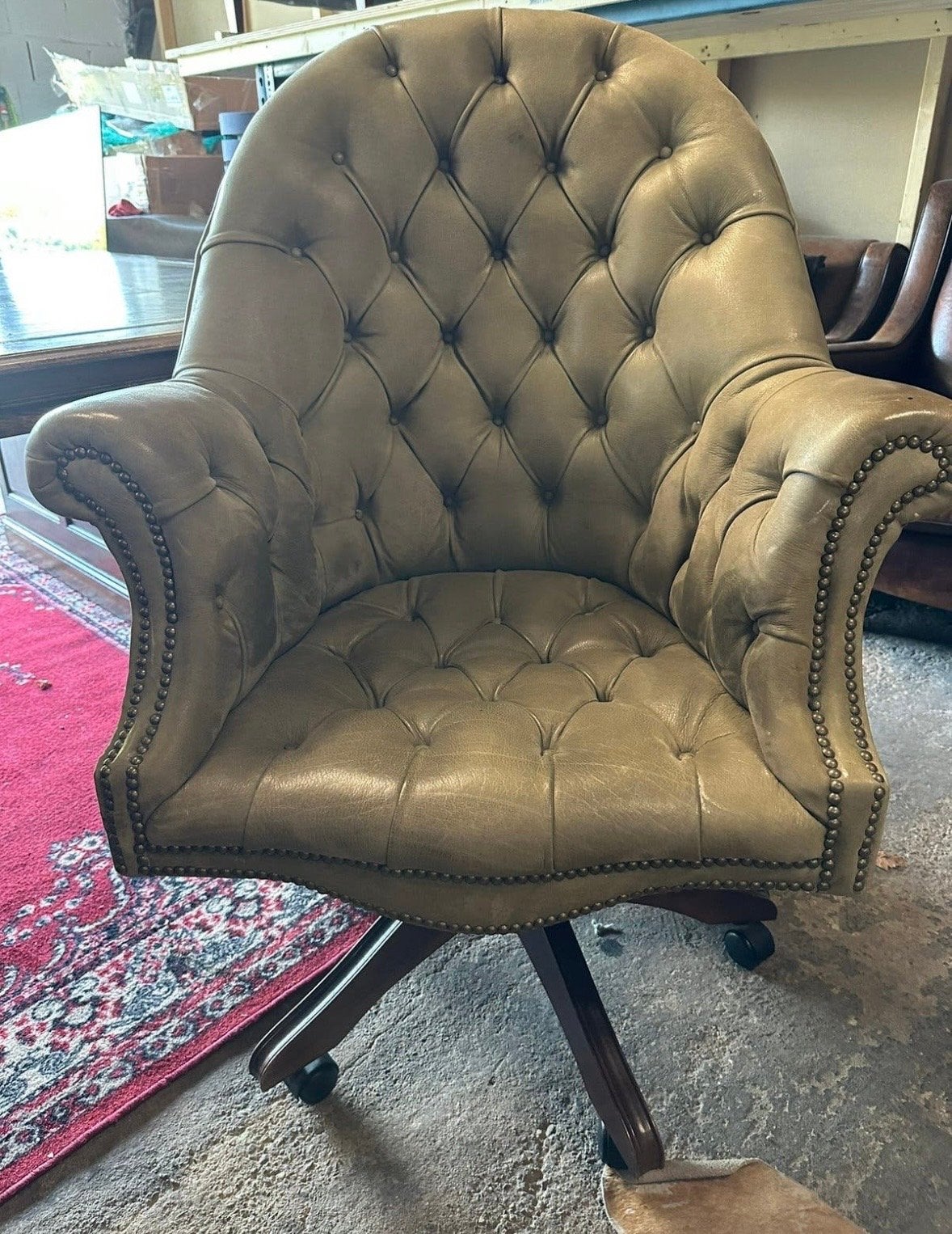 Exclusieve Chesterfield Director’s Chair., Ophalen, Gebruikt, ., Beige