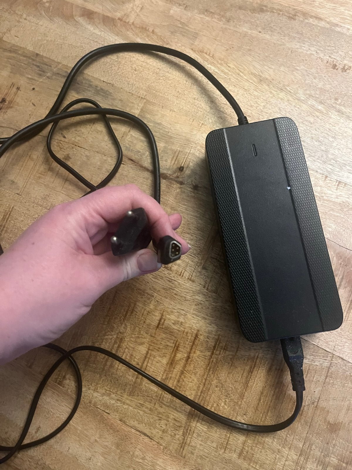 Oplader accu Stella elektrische fiets, Fietsen en Brommers, Fietsaccessoires | Fietsaccu's, Ophalen, Gebruikt