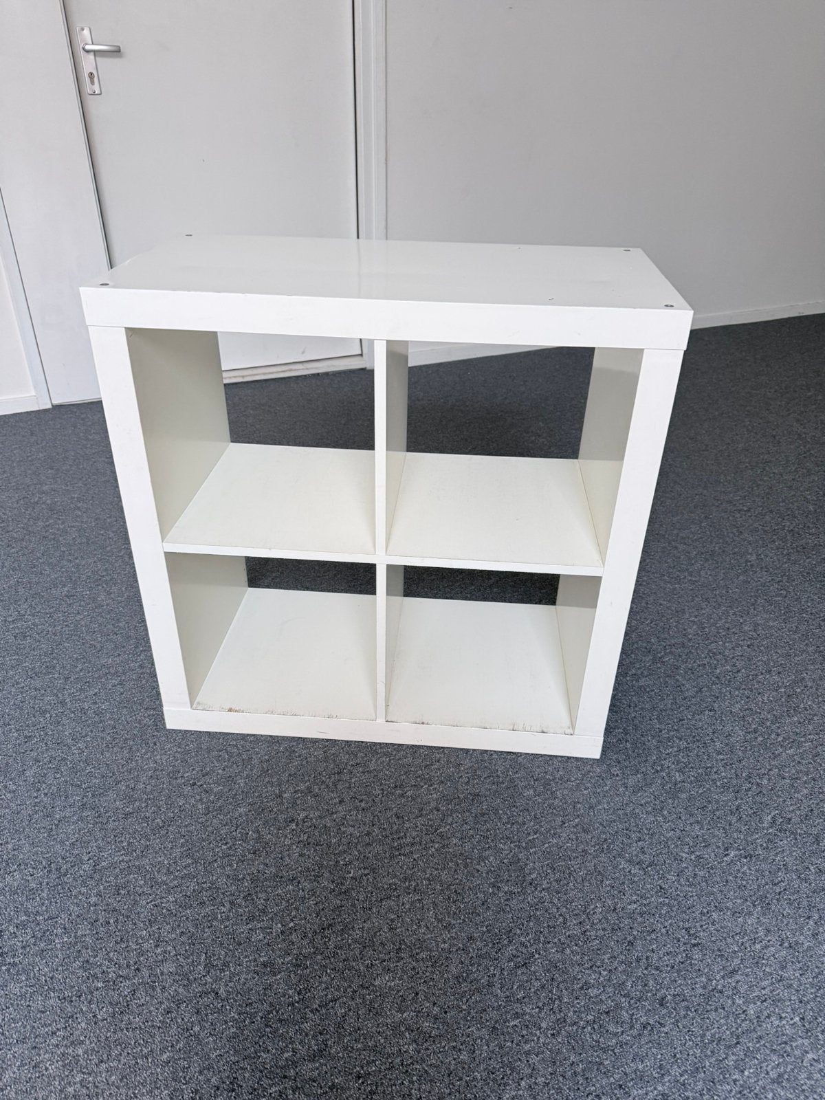 IKEA KALLAX vakkenkast wit – 4 vakken, Huis en Inrichting, Kasten | Wandmeubels, Ophalen, Zo goed als nieuw, 25 tot 50 cm, Minder dan 150 cm