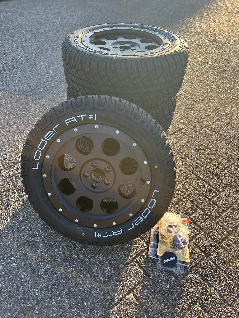 set GLOEDNIEUW DELTA Klassik_B velgen en A/T banden ID.Buzz, 18 inch, 255 mm, Banden en Velgen, Nieuw