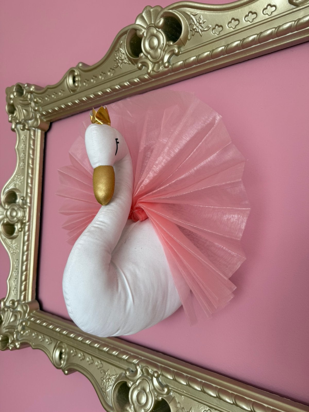 Mooie zwaan voor aan de muur decoratie, Ophalen of Verzenden, Zo goed als nieuw, Wanddecoratie