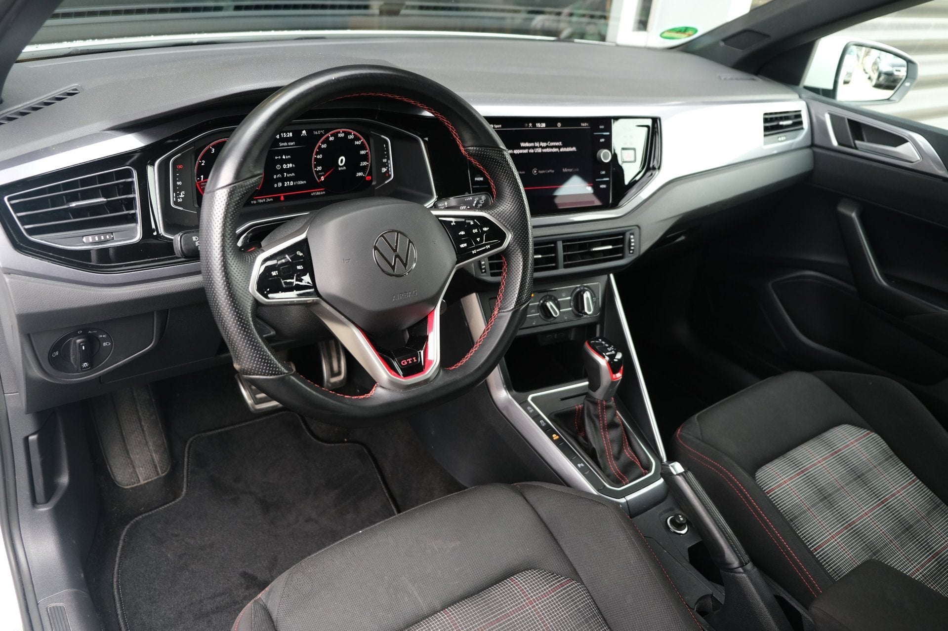 Volkswagen Polo 2.0 TSI GTI Facelift DSG 207PK IQ Matrix Led, Auto's, Volkswagen, 1272 kg, Gebruikt, 680 kg, 4 cilinders