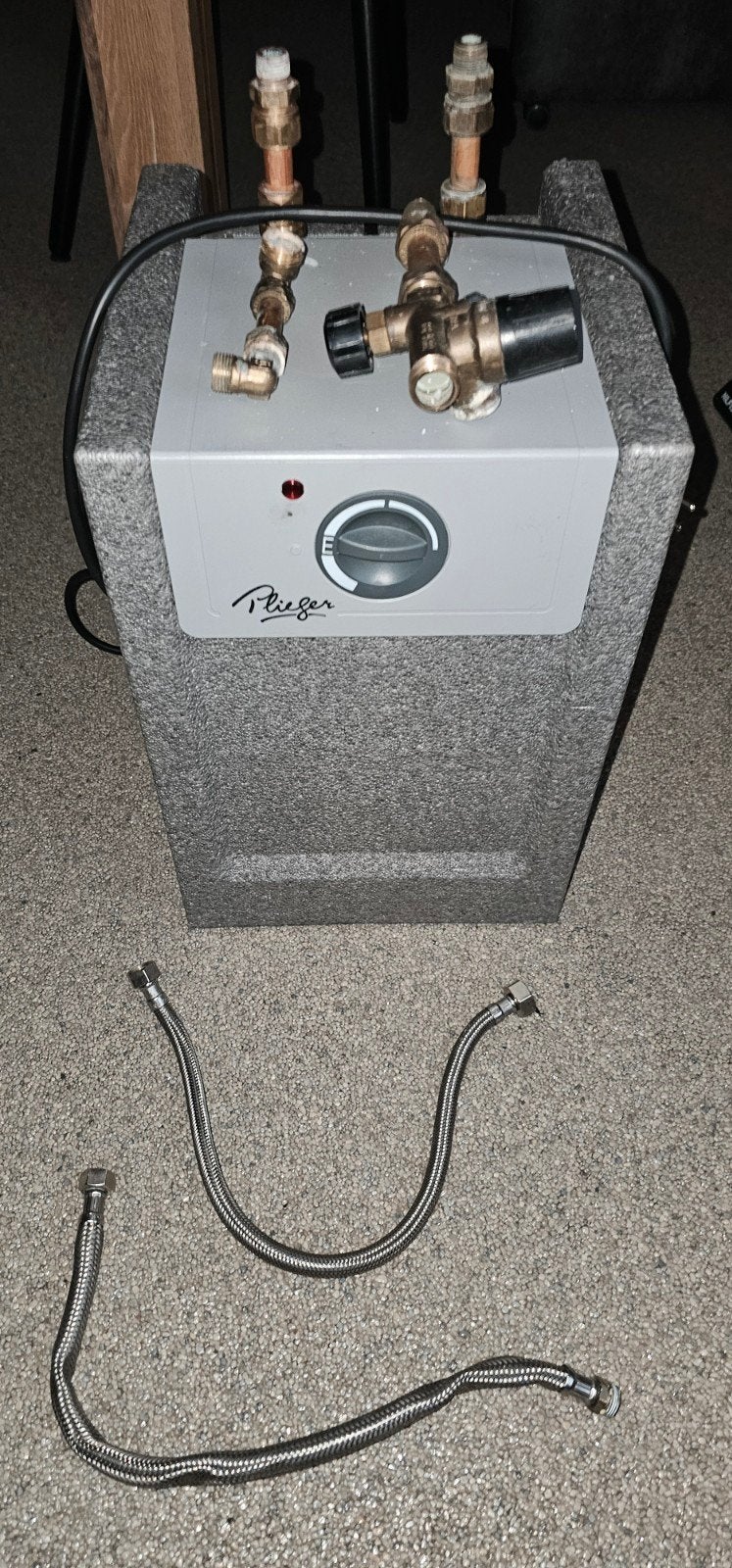 Plieger 10 Hotfill Boiler - 10 Liter, 370-400W, Ophalen, 30 tot 80 cm, Overige typen, Minder dan 60 cm