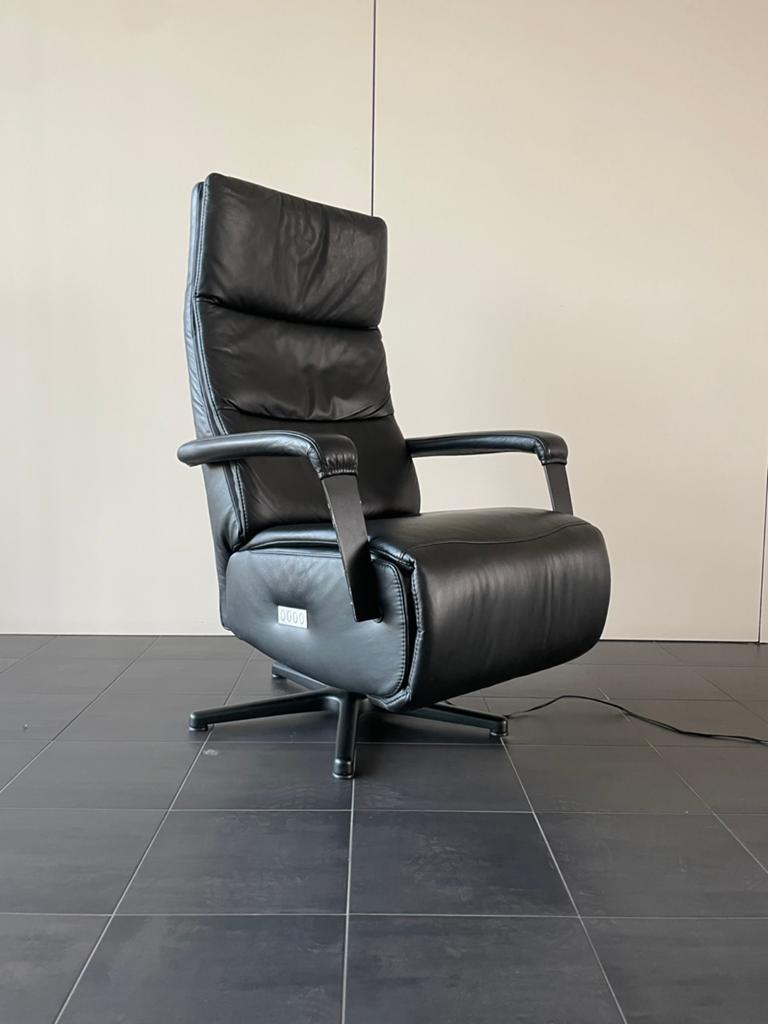Zwarte elektrische relax fauteuil / sta op stoel, Minder dan 75 cm, Ophalen of Verzenden, Nvt, Nvt