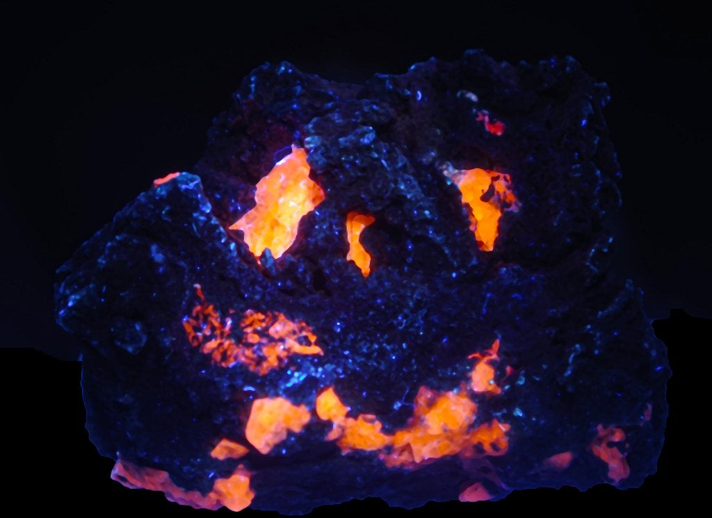 Zeldzaam HAUYN UV uit Italië., Ophalen of Verzenden, Mineraal