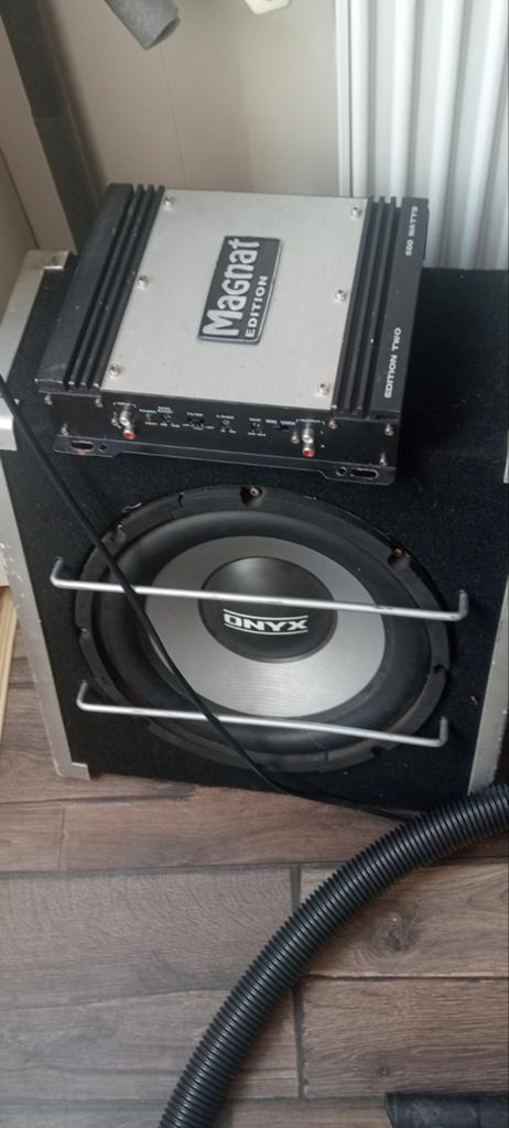Subwoofer signat met magnat versterker, Auto diversen, Ophalen, Gebruikt