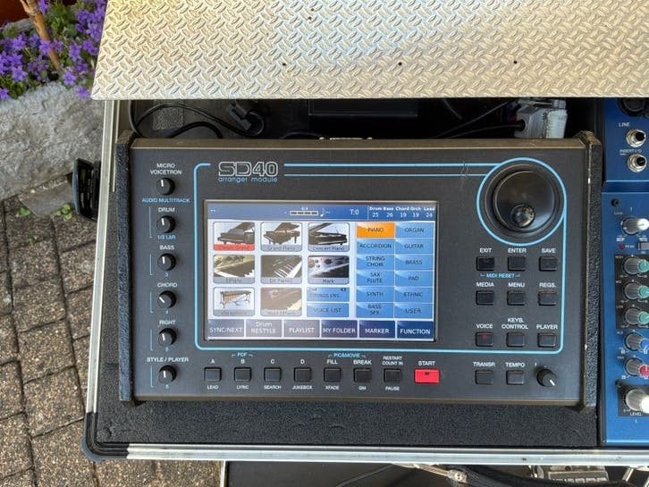 Ketron SD40 Arranger Module met Yamaha MG10/2 Mixer, Overige merken, Zo goed als nieuw, Met koffer of flightcase, Overige aantallen