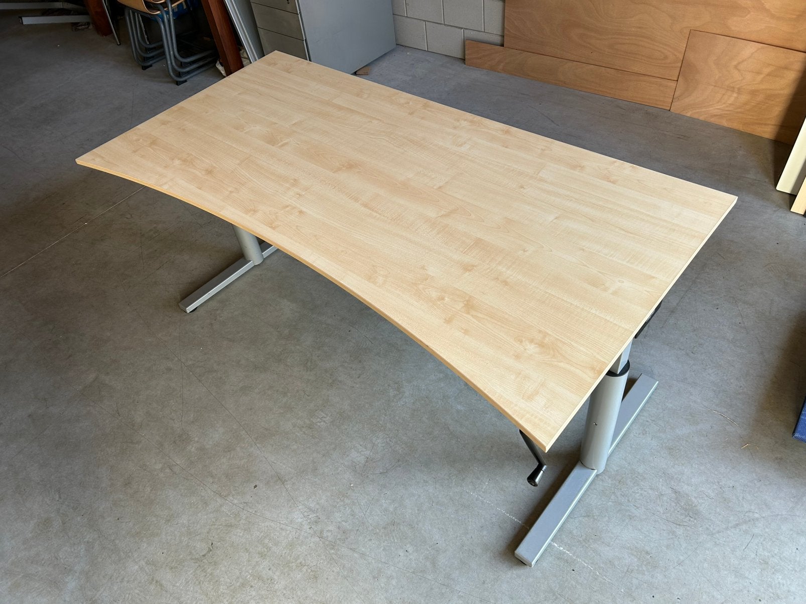 Gispen bureau 180x80/90cm, Huis en Inrichting, Bureaus, Ophalen, Zo goed als nieuw