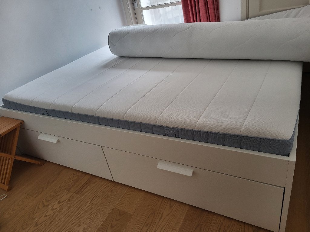 MOET WEG Ikea 2-persoonsbed 140x200 met handige lades, Ophalen, Wit, Tweepersoons, 140 cm