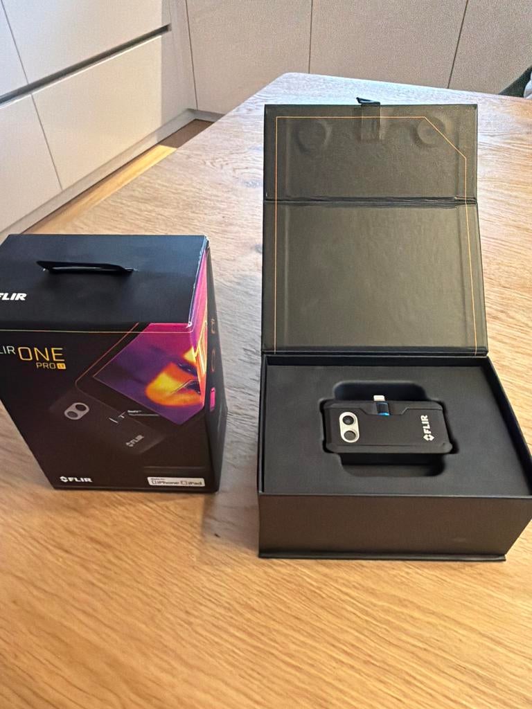 Flir One Pro LT warmtebeeldcamera voor iPhone/iPad, Ophalen of Verzenden, Zo goed als nieuw, Overige typen, Apple iPhone
