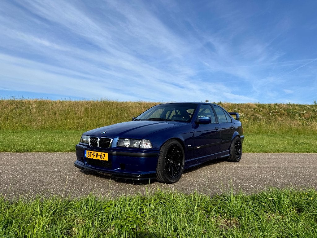 BMW 3-Serie 325i E36 1998, Achterwielaandrijving, 1250 kg, Blauw, Origineel Nederlands