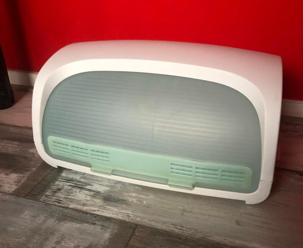 Witte broodtrommel met transparant deksel Tupperware, Huis en Inrichting, Keuken | Tupperware, Ophalen of Verzenden, Gebruikt