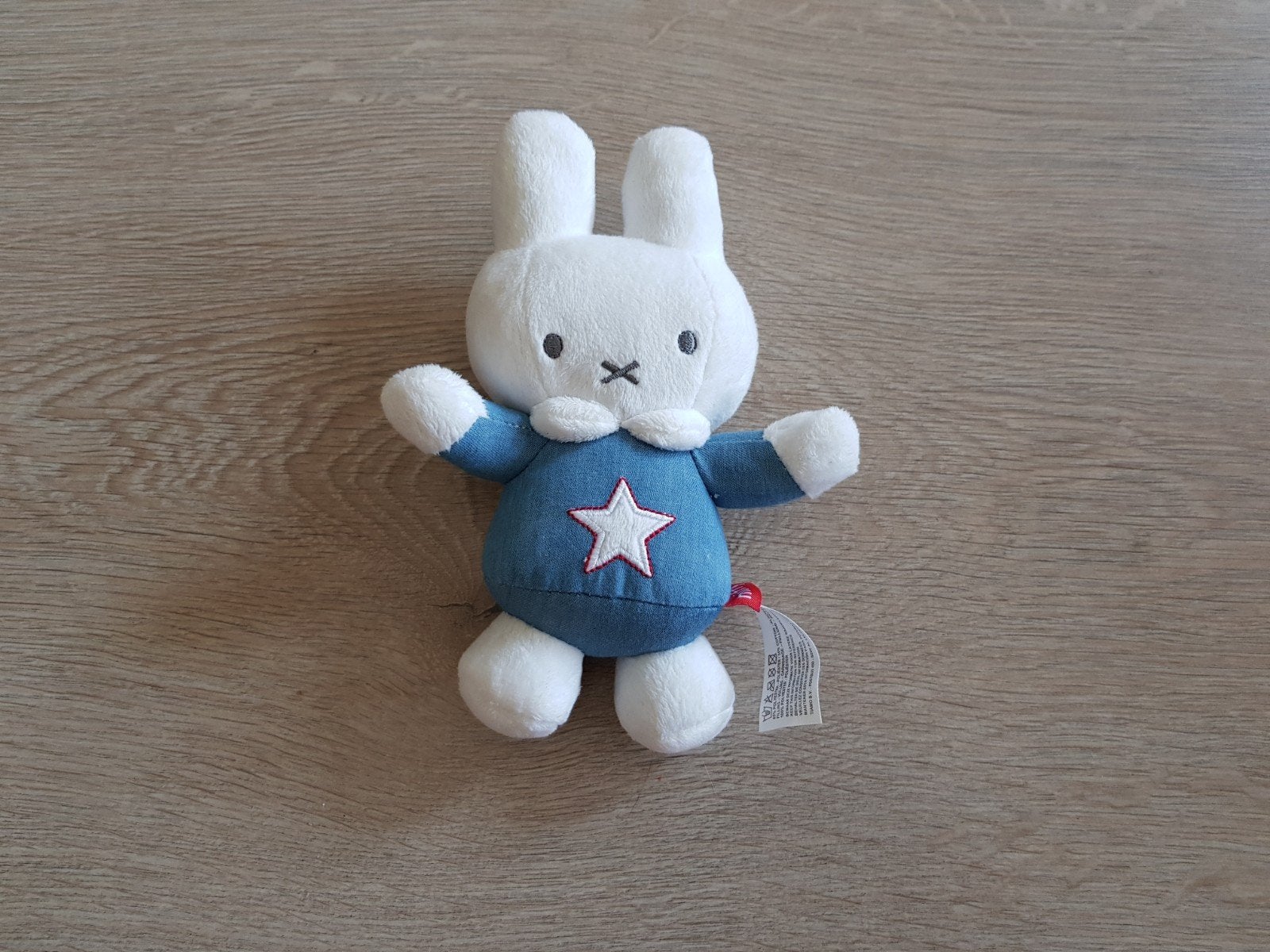 Nijntje knuffel in blauw pakje met ster, Overige merken, Konijn, Nijntje, Ophalen of Verzenden