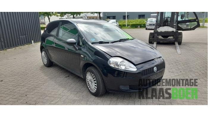 Portier 2Deurs rechts van een Fiat Punto Grande, Gebruikt, -, Deur, -