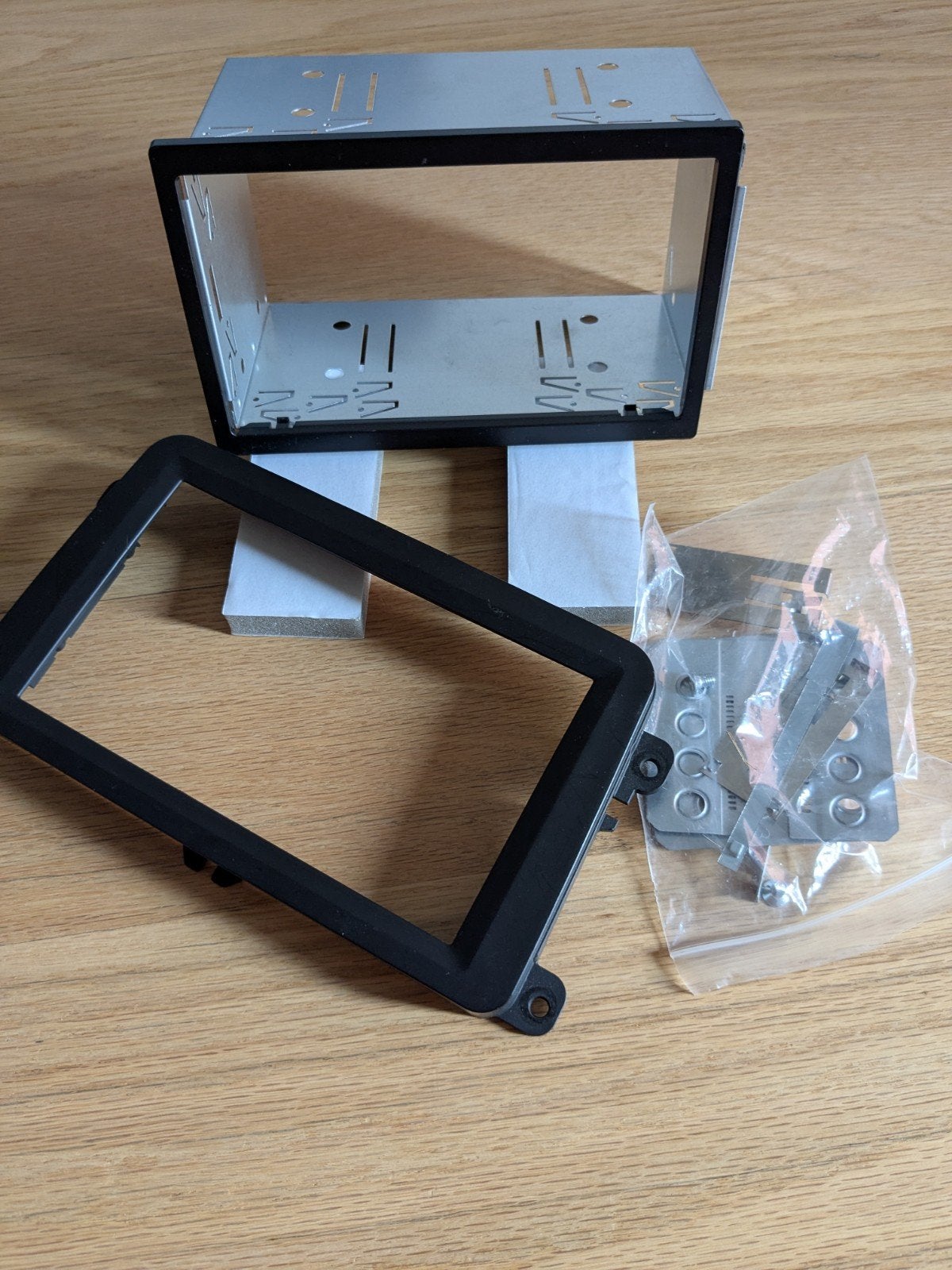 2-DIN Montage Set Universeel 100mm Zwart, Auto diversen, Autoradio's, Ophalen of Verzenden, Nieuw
