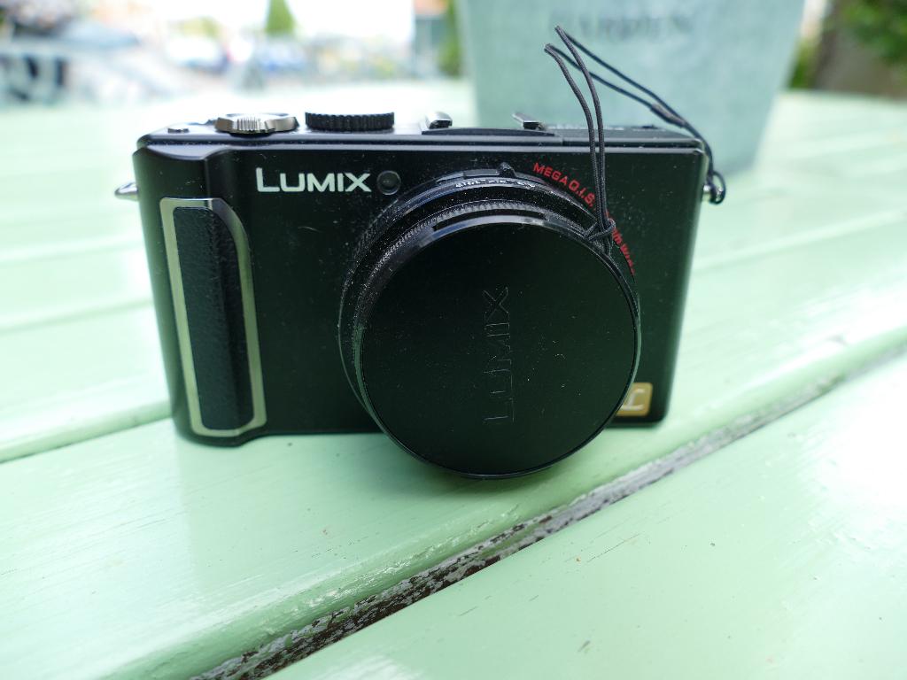 Lumix LX3 met groothoeklens DMW-LW46, Audio, Tv en Foto, Fotocamera's Digitaal, Ophalen of Verzenden, Gebruikt, Overige Merken