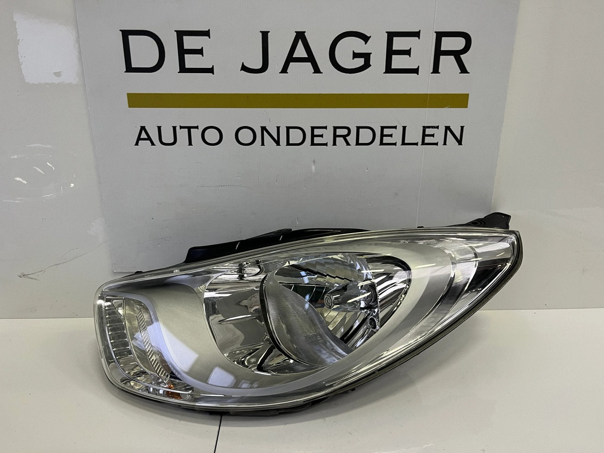 HYUNDAI i10 facelift KOPLAMP LINKS, Auto-onderdelen, Verlichting, Gebruikt, Heolleung-ro 12
06797  Seoul, Ophalen of Verzenden