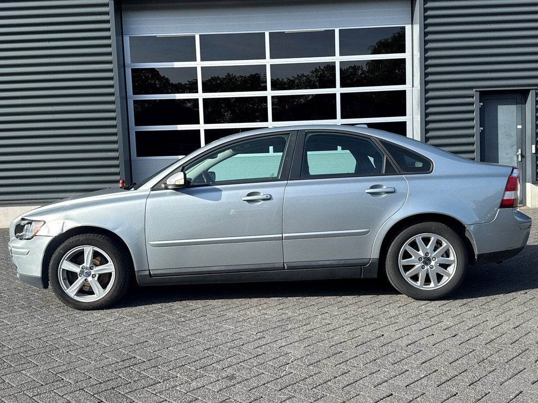 Volvo S40 2.4 Edition II | Airco| Cruise control, Voorwielaandrijving, Gebruikt, 700 kg, Origineel Nederlands