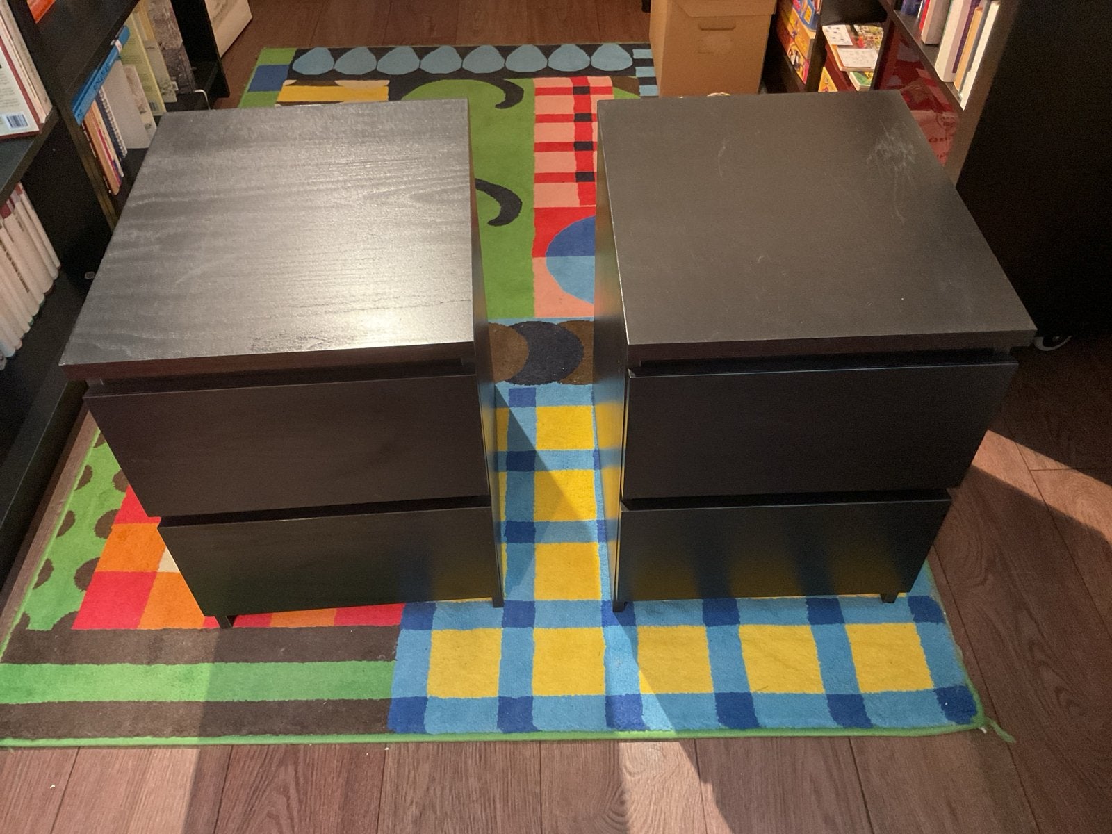 Ikea Malm 2x  bruin/zwarte  Ikea Nachtkastjes  met Lades, Ophalen, Gebruikt