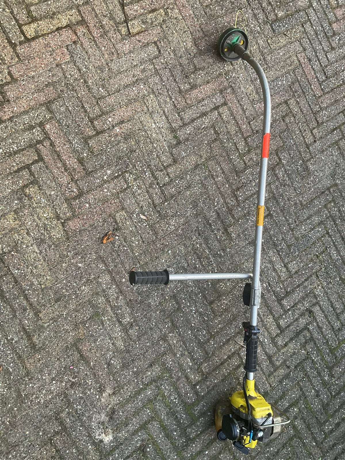 Elektrische en motor kantjestrimmer, Ophalen, Gebruikt, Elektrisch