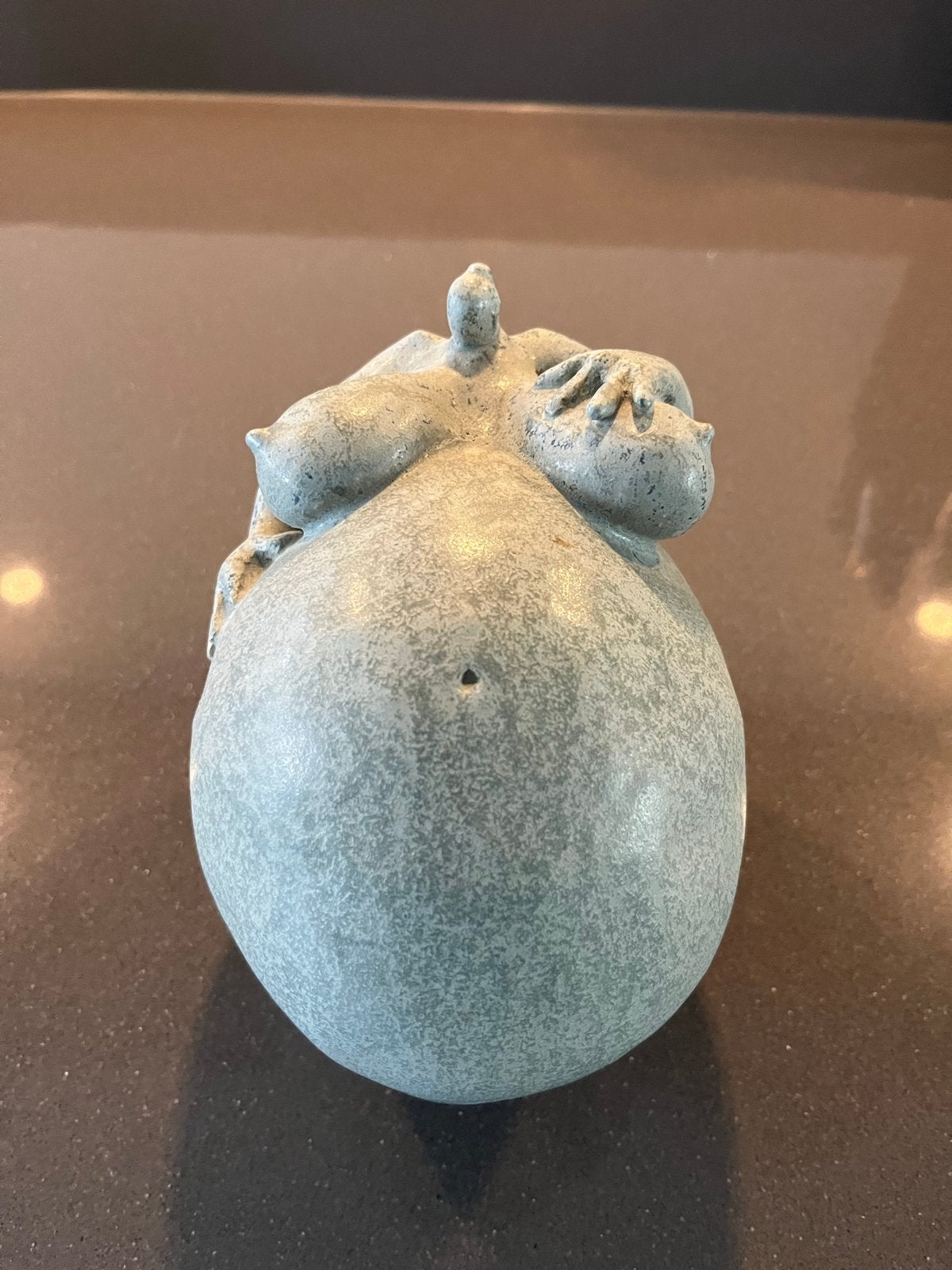 Unieke handgemaakte sculptuur  van een dikke dame, Ophalen of Verzenden, Handgemaakt, 20 - 50 cm, Steen of Keramiek