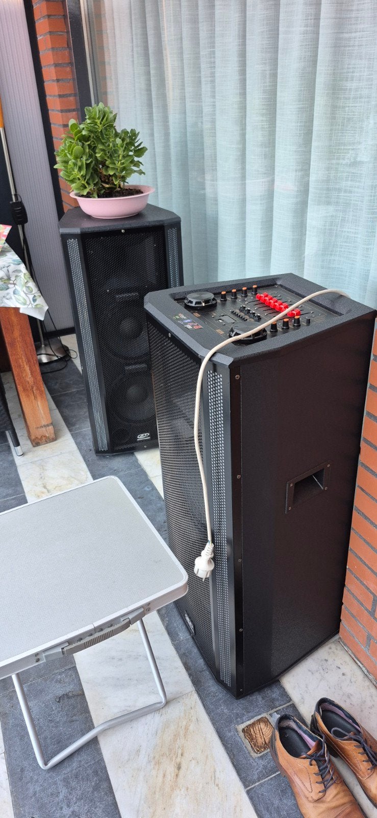 Foto 4 van Krachtige Party Speaker Set - Evenemen