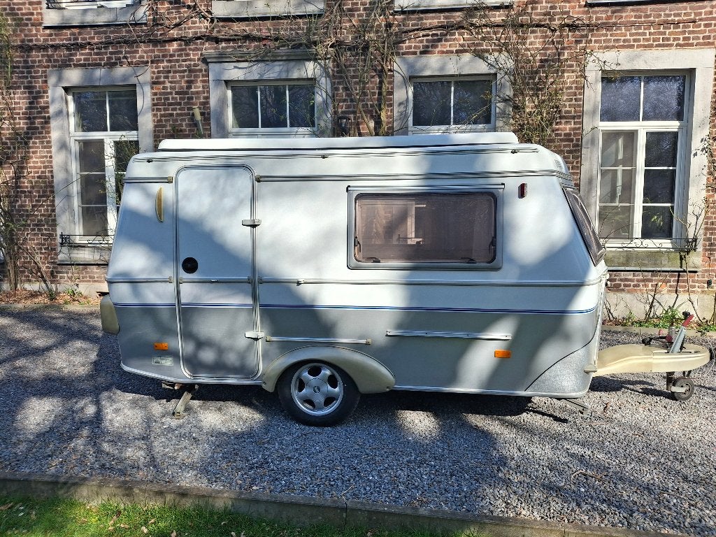 Eriba puck L 2003, Caravans en Kamperen, Caravans, Standaardzit, Vast bed, Tot en met 2, Luifel