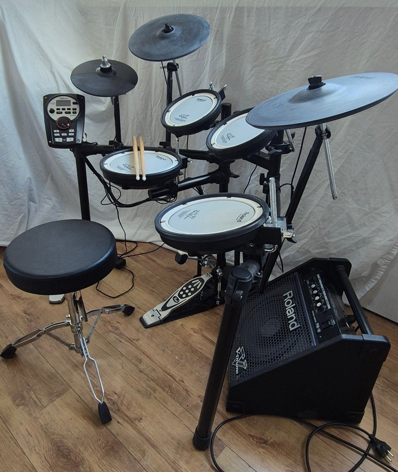 Electrisch drumstel Roland TD-11 V-drums INCL. VERSTERKER, Ophalen, Zo goed als nieuw, Roland