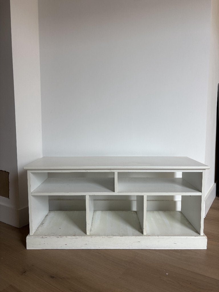 Wit houten bankje/tv-meubel met opbergvakken, Ophalen, Gebruikt, Landelijk, Praktisch, 50 tot 100 cm