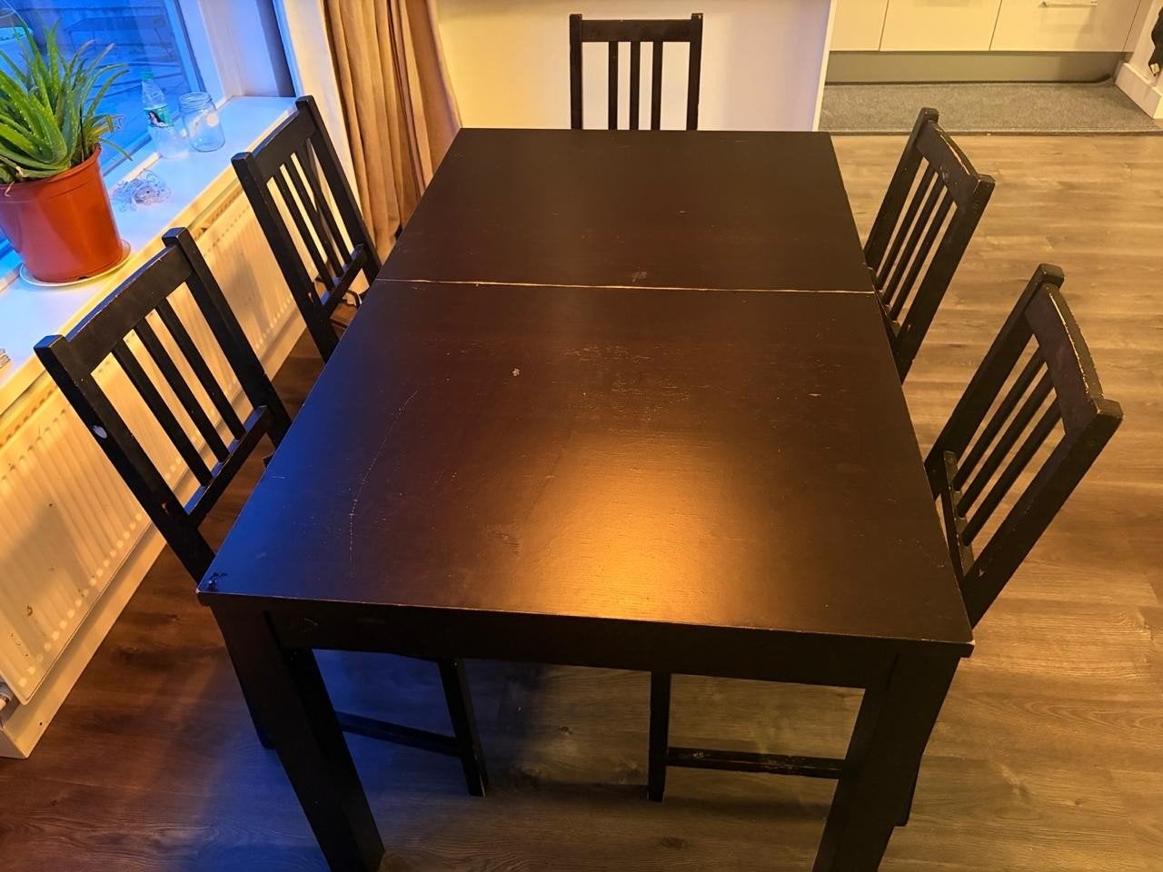 Foto 3 van IKEA Uitschuifbare Eettafel (140-220 cm)