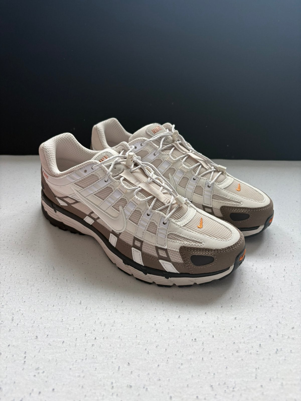 Nike P-6000 Light Orewood Brown Mink Brown EU 42.5/US 9, Bruin, Verzenden, Nieuw, Sneakers of Gympen