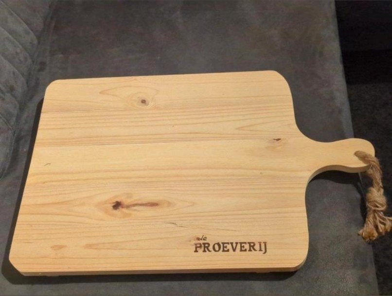 Houten plank - de Proeverij, Ophalen of Verzenden, Zo goed als nieuw