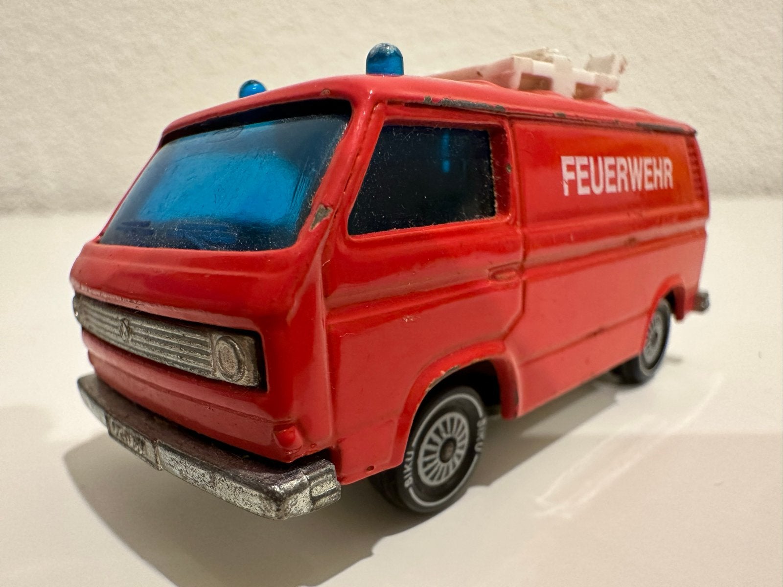Siku 1331 VW T3 Brandweer - Jaren '80 - W. Duitsland, Ophalen of Verzenden, Zo goed als nieuw