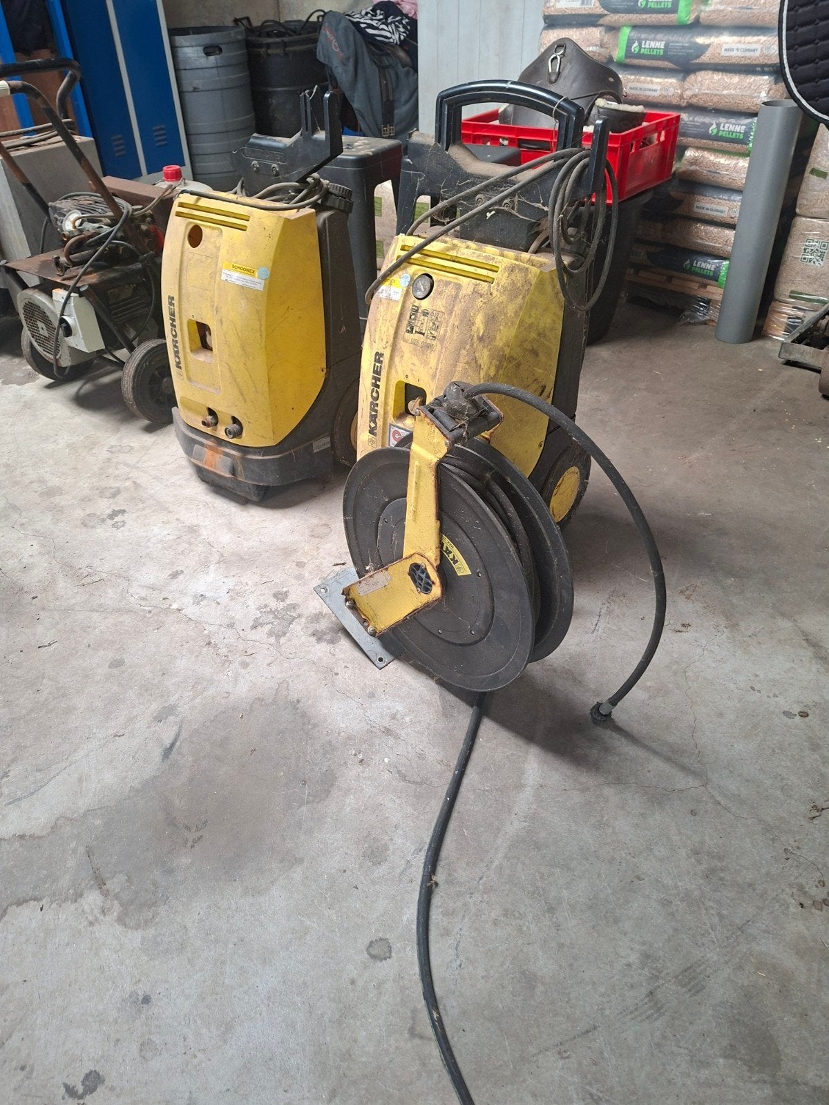 4 x hogedrukspuit 1x karcher haspel, Ophalen, Gebruikt, Elektrisch