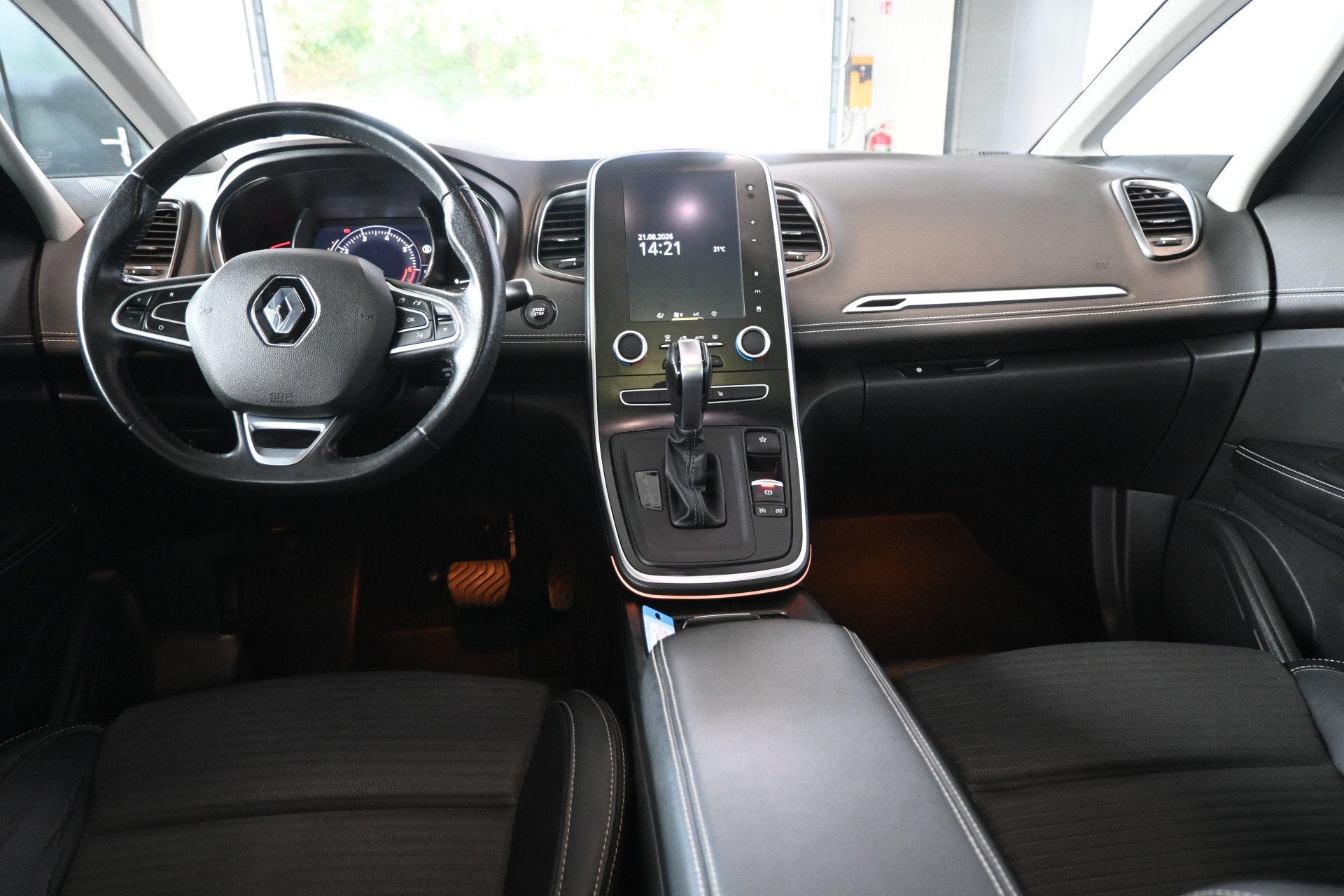 Renault Scénic 1.3 TCe Intens Automaat Nap Clima Cruise Tre, Gebruikt, 4 cilinders, Leder en Stof, Wit