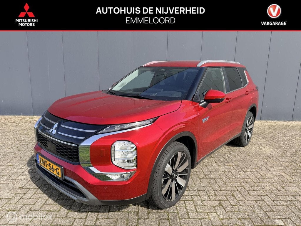 Mitsubishi Outlander 2.4 PHEV First Edition, Auto's, Automaat, 12 maanden, 4 cilinders, Bedrijf