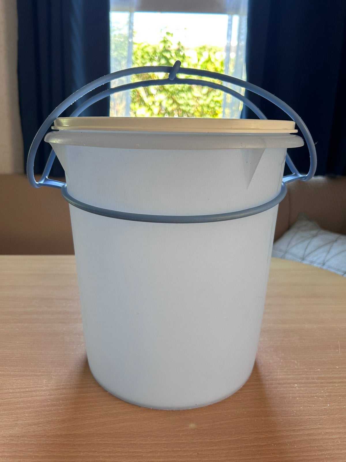 Tupperware wasemmer blauw/wit, Huis en Inrichting, Emmers, Ophalen of Verzenden, Zo goed als nieuw, Kunststof