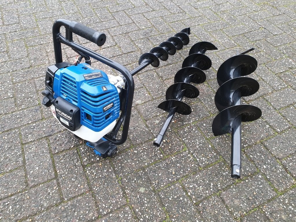 Te Huur: Grondboor Hyundai 56343, Ophalen, Gebruikt, Grondboor