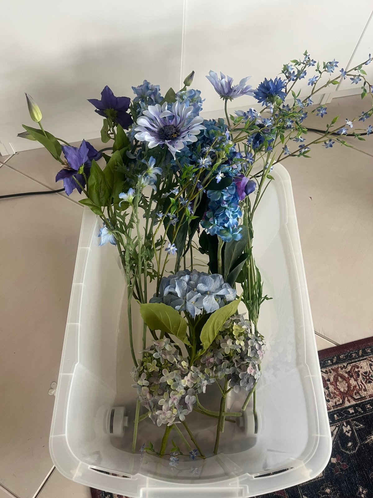 Lichtblauwe en lila kunstbloemen, Ophalen, Binnen, Gebruikt, Kunstbloem