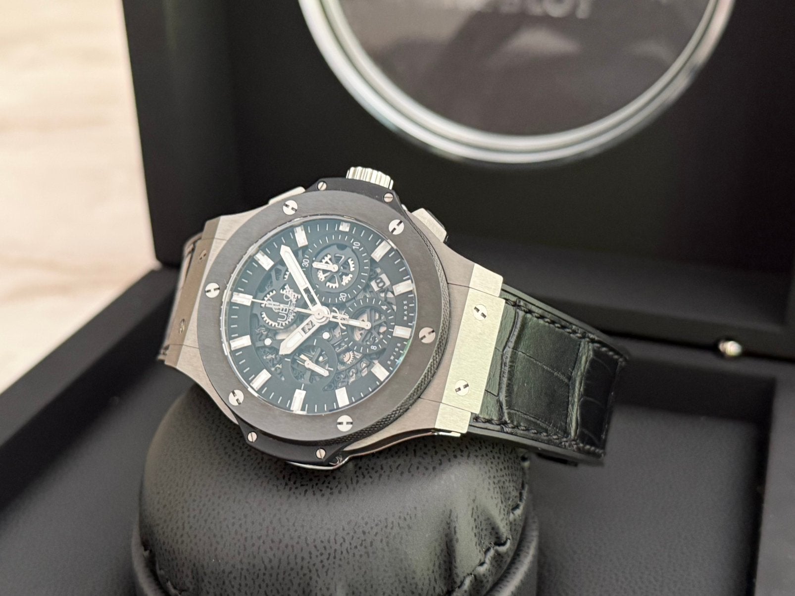 Hublot Big Bang Aero Bang 44 Chronograaf - Garantie 02-2027!, Sieraden, Tassen en Uiterlijk, Horloges | Heren, Overige merken