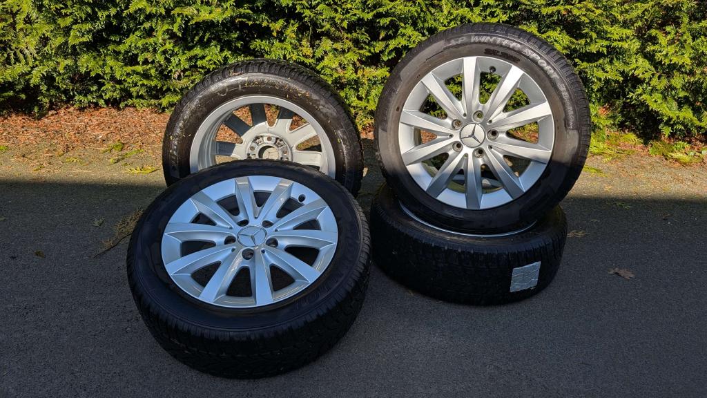 Mercedes CLA - A- B- Klasse Originele 16 Inch Winterset, Auto-onderdelen, Banden en Velgen, Banden en Velgen, Winterbanden, 16 inch