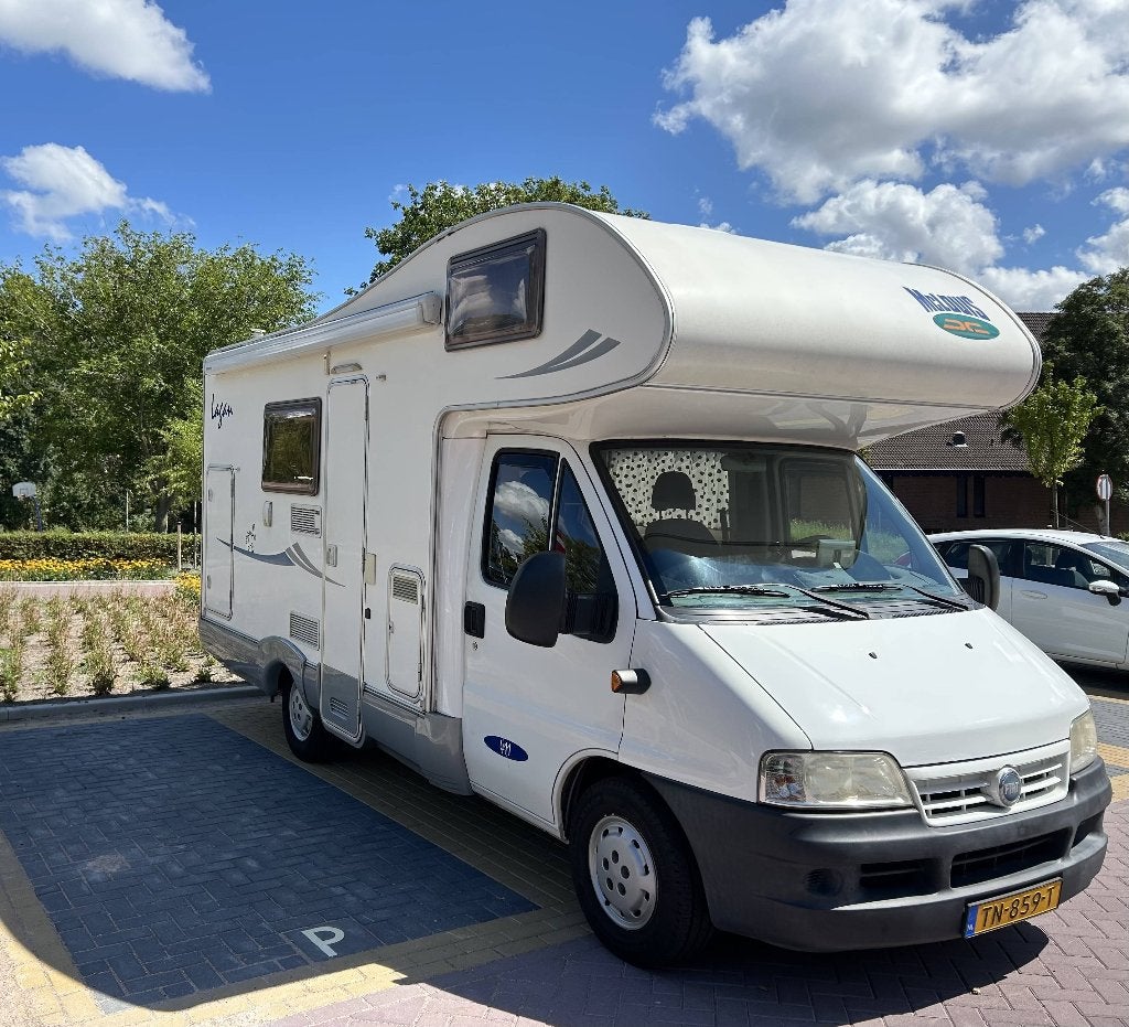 Ruime 4-persoons alkoofcamper uit 2006, Caravans en Kamperen, Gaslek-detector, Alkoof, Fiat, 6 tot 7 meter