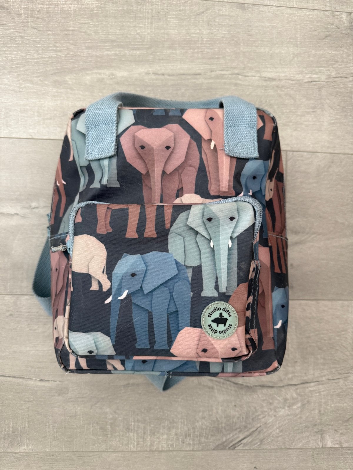 Studio Ditte rugzak met olifantenprint, Gebruikt, Minder dan 25 cm, 30 tot 45 cm, Ophalen