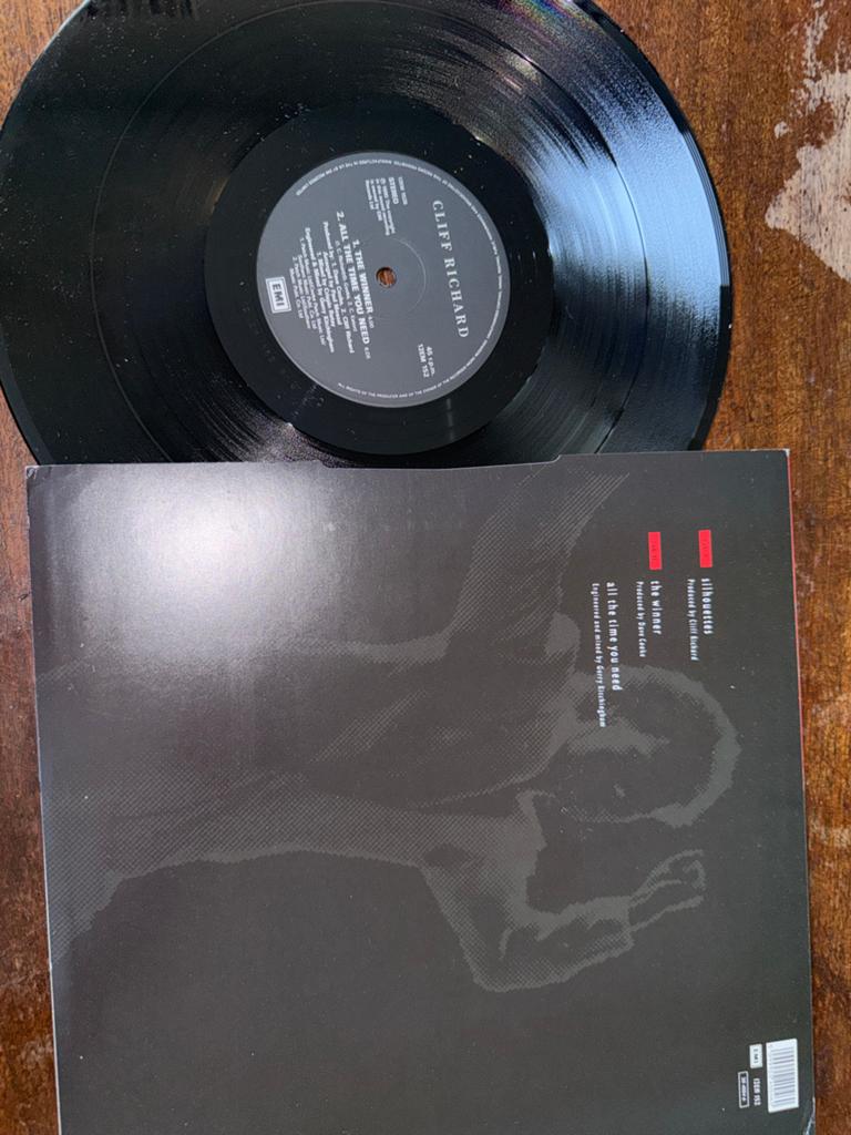 Cliff Richard - Silhouettes 12" Maxi Single (1990), Gebruikt, 1990 - 1999, Originele persing, Ophalen of Verzenden