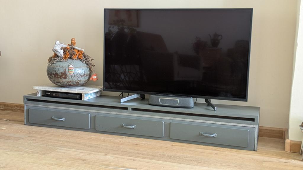 Italiaans Design multi inzetbaar tv meubel /bankje/ tafel, Huis en Inrichting, Gebruikt, 0riginele gedeelte Italiaans Design ( is geverfd)