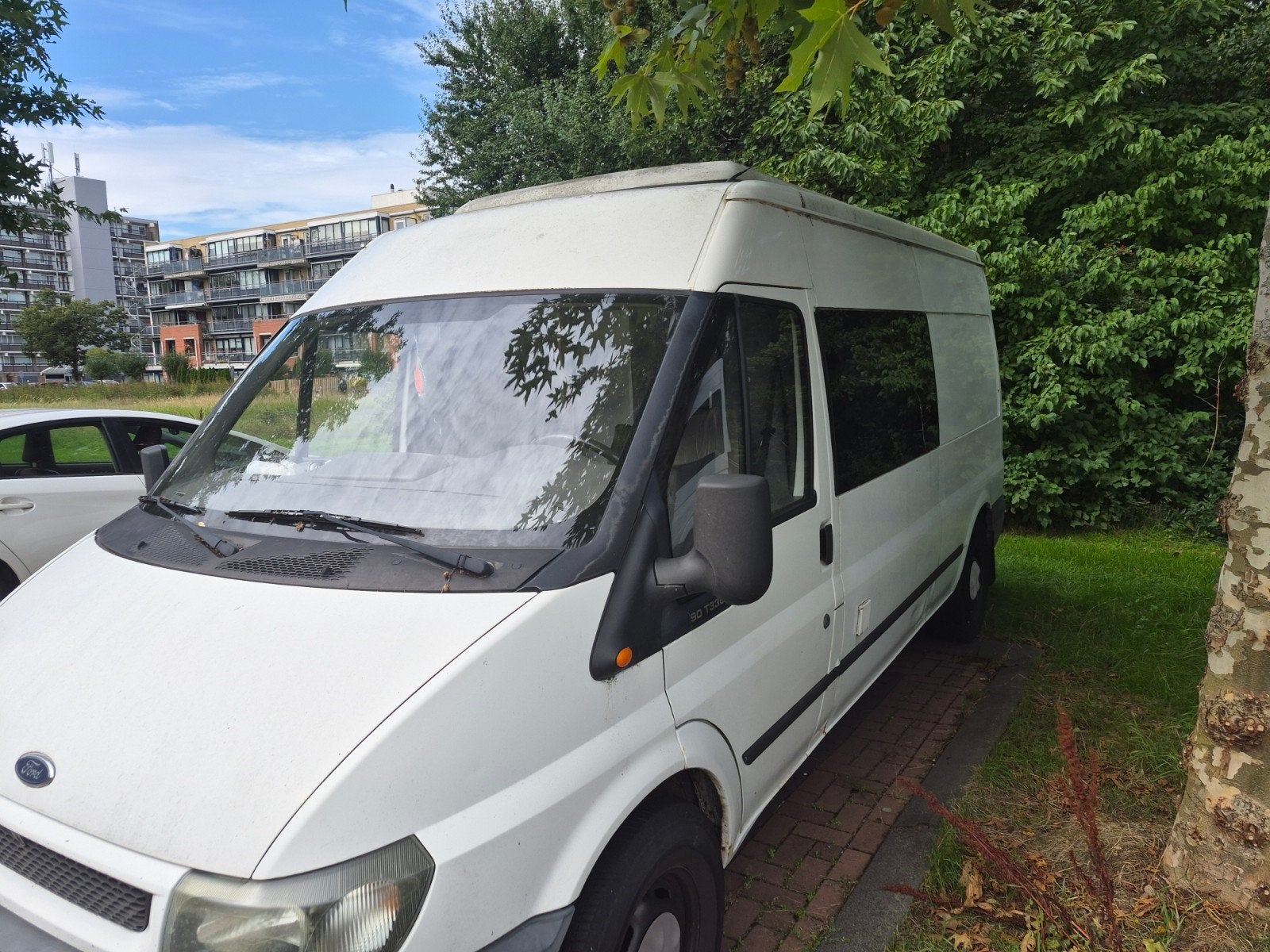 Ford 2001 Wit camper kenteken, Wit, Origineel Nederlands, 1900 kg, Diesel