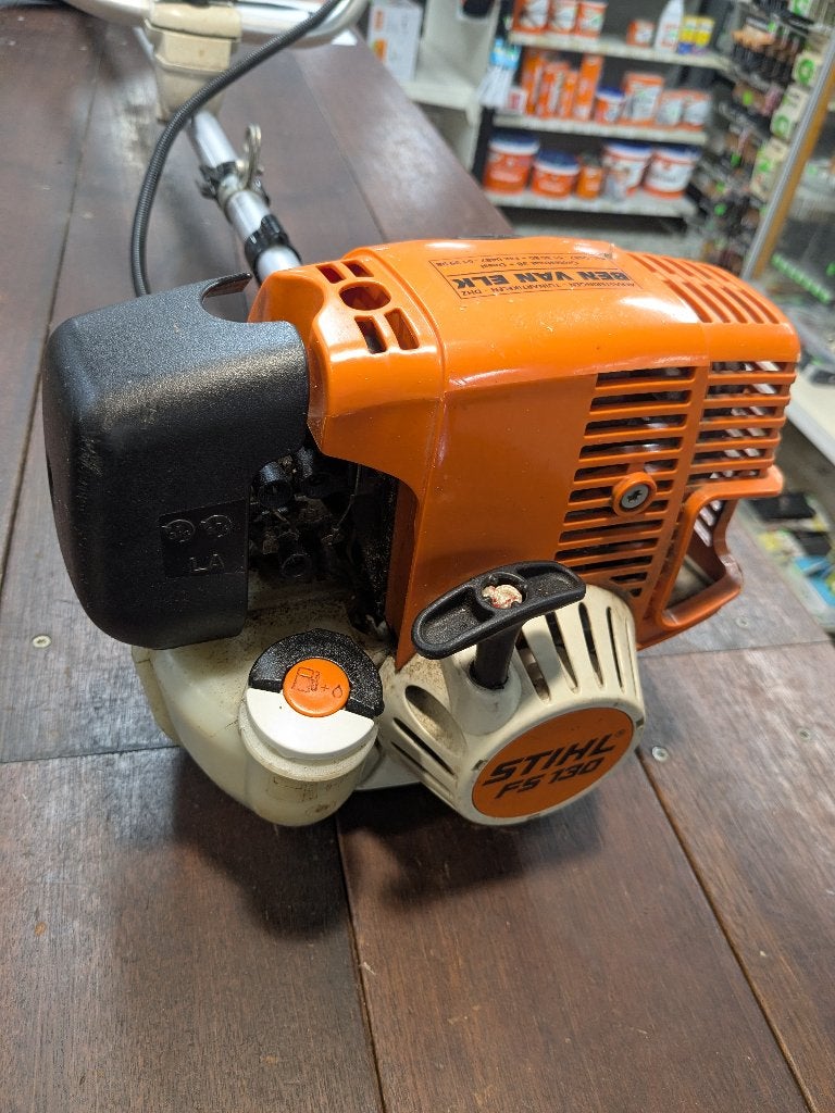Stihl bosmaaier FS 130 met draadkop, Ophalen, Gebruikt, 10 tot 30 cm, Stihl