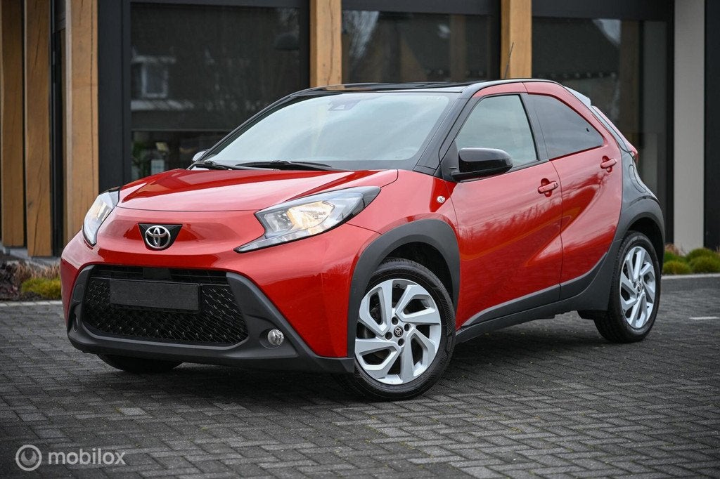 Toyota Aygo X Pulse 2022 | Keyless | Stoelverwarming, Auto's, Toyota, Stof, Gebruikt, Euro 6, Overige carrosserieën
